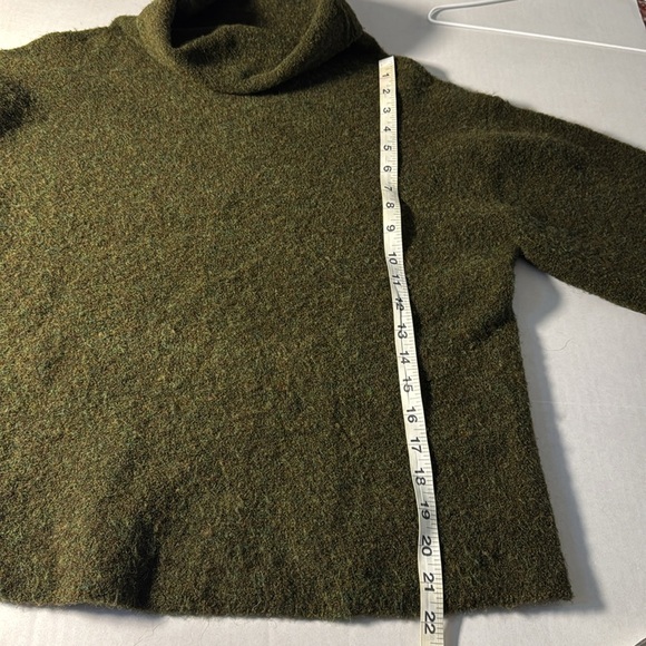 Eileen Fisher wool/alpaca/nylon/spandex green turtleneck sweater Petite Medium - Picture 6 of 6